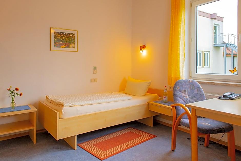 Christliche Gästehäuser Weinstraße