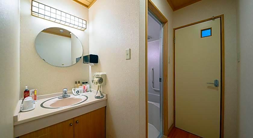 Yufuin Onsen Ryokan Mebaeso