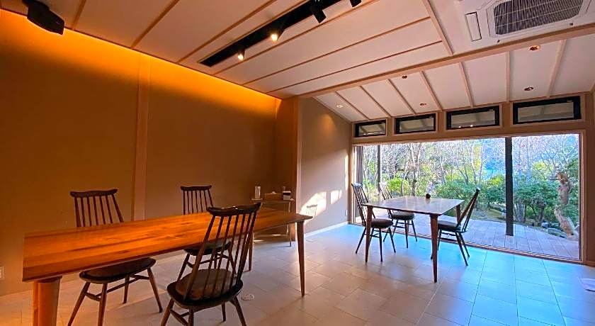 Yugawara Onsen Ashikari Ryokan