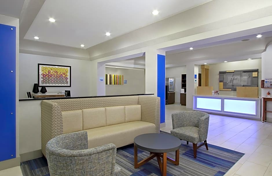 Holiday Inn Express Boonville By IHG