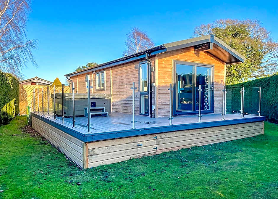 Hollybrook Lodges