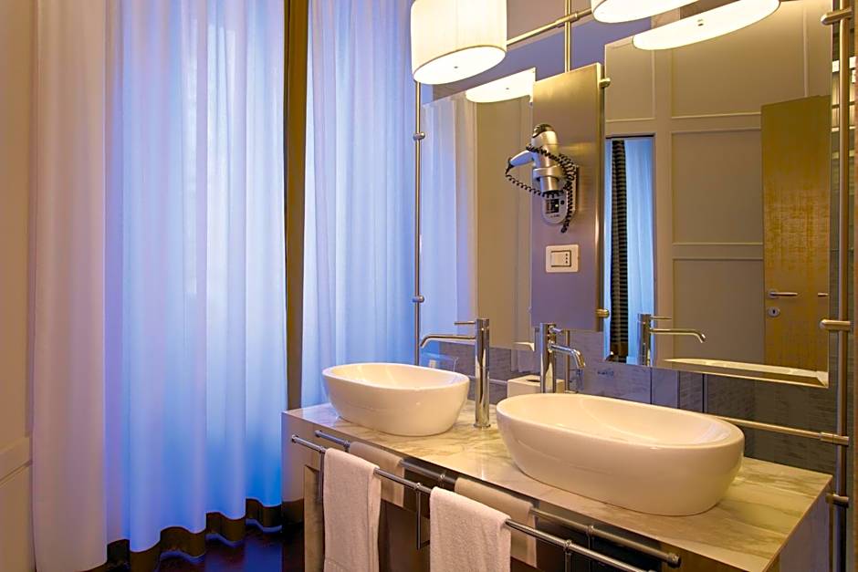 Stendhal Luxury Suites