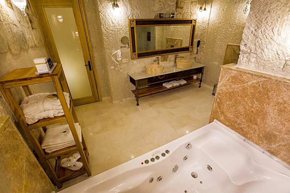 Imperial Cave Suites & Spa