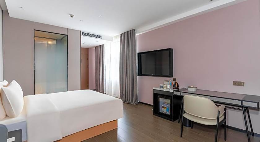 Atour X Hotel Zhuhai Gongbei Port High-speed Railway Station