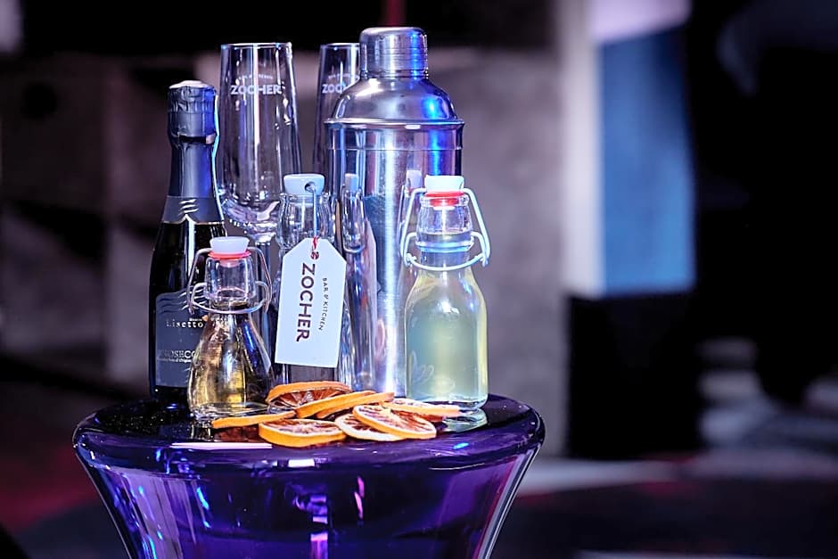 Carlton Square Hotel