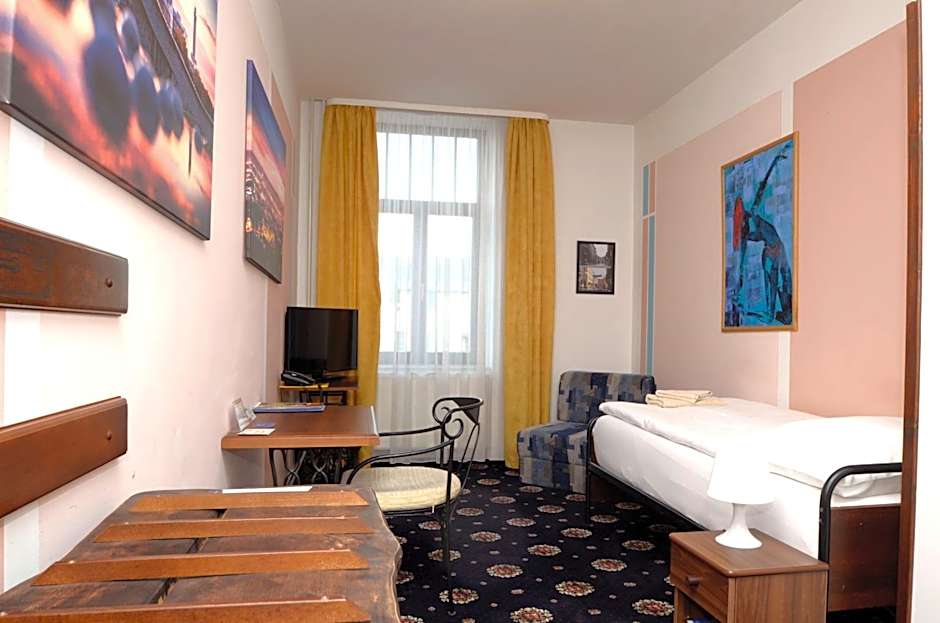 Brioni Boutique Hotel 4*