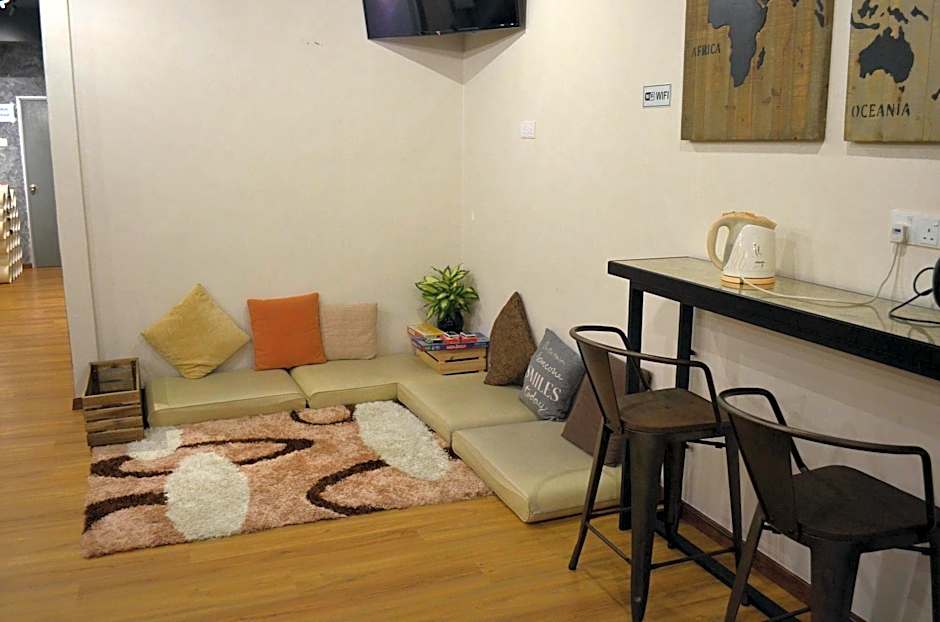 Sleepbox Hotel