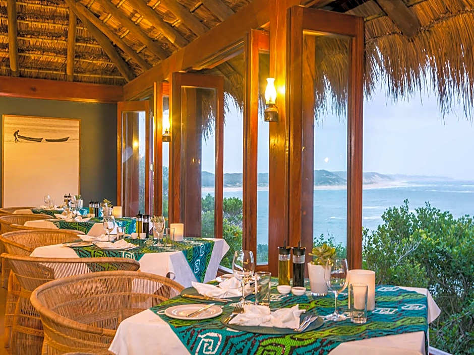 Machangulo Beach Lodge