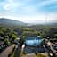 Rodeway Inn & Suites near Outlet Mall - Asheville