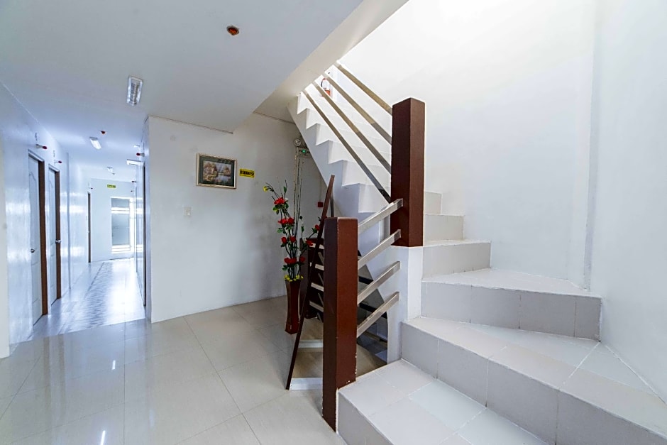 RedDoorz @ San Antonio Binan Laguna