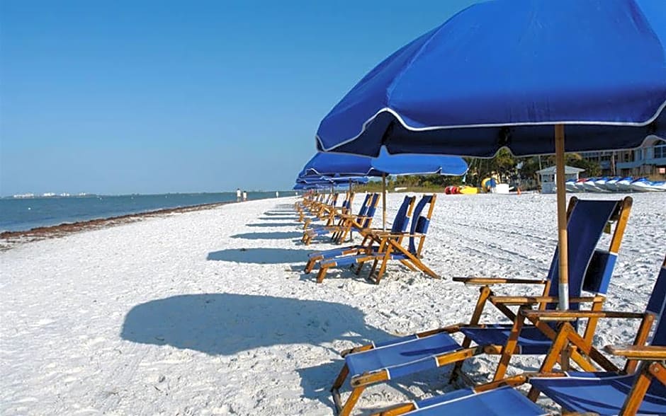 Manatee Bay Inn