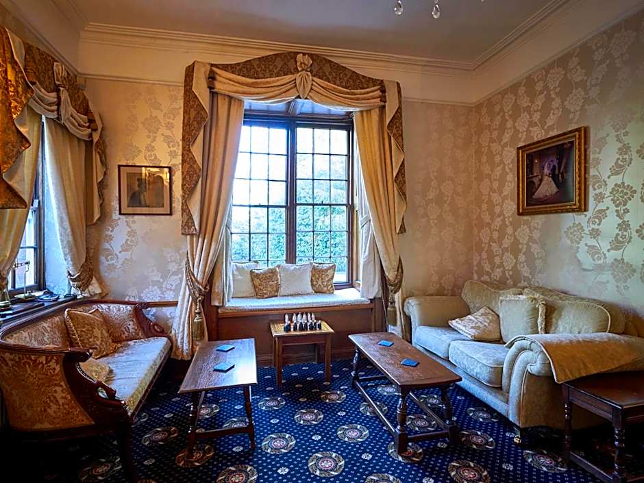 Hempstead House Hotel & Restaurant