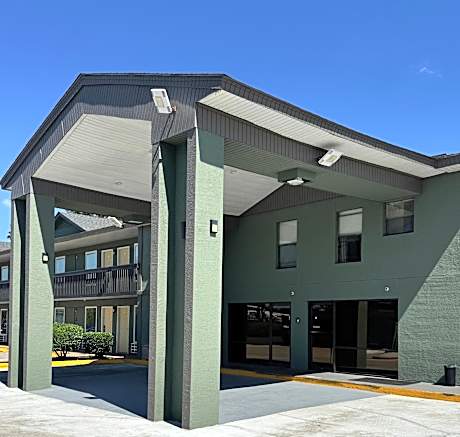Americas Best Inn - Savannah I-95