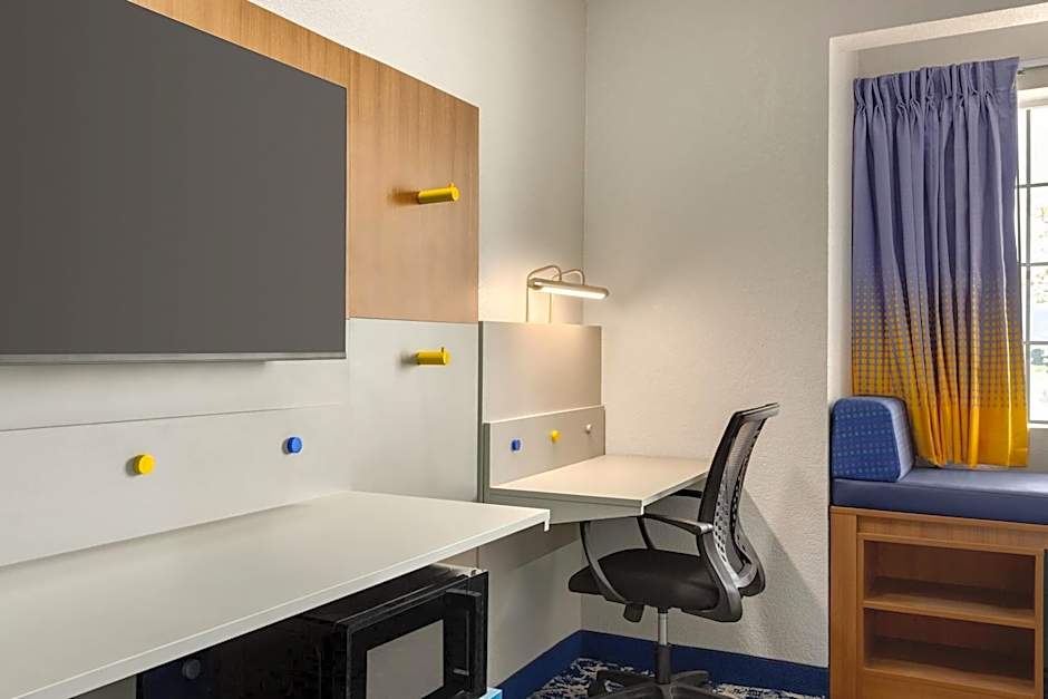 Microtel Inn & Suites By Wyndham Salt Lake City Airport