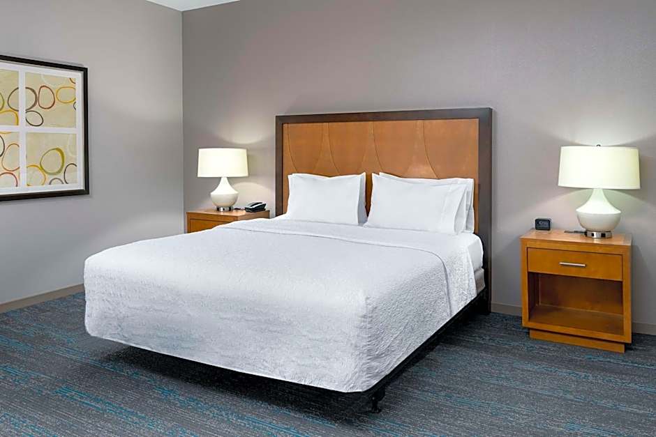 Hampton Inn By Hilton And Suites Clayton/St Louis-Galleria Area