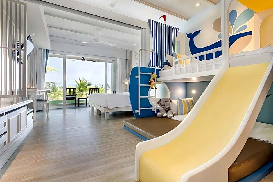 The Leaf on the Sands by Katathani Resort