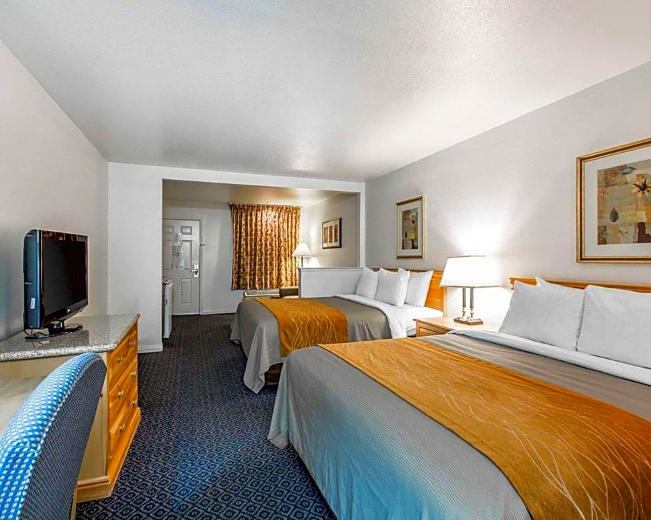 Comfort Inn & Suites Sequoia Kings Canyon - Three Rivers