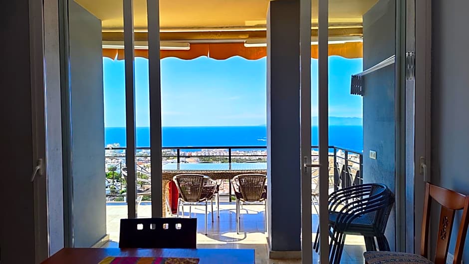 Luxury villa with fantastic ocean views and private pool