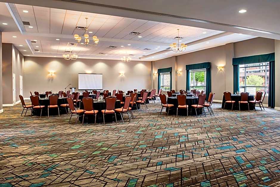 Residence Inn by Marriott Kingston Water's Edge