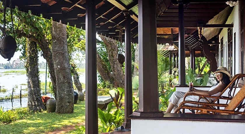 Coconut Lagoon - CGH Earth