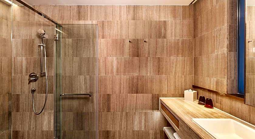 Nina Hotel Kowloon East