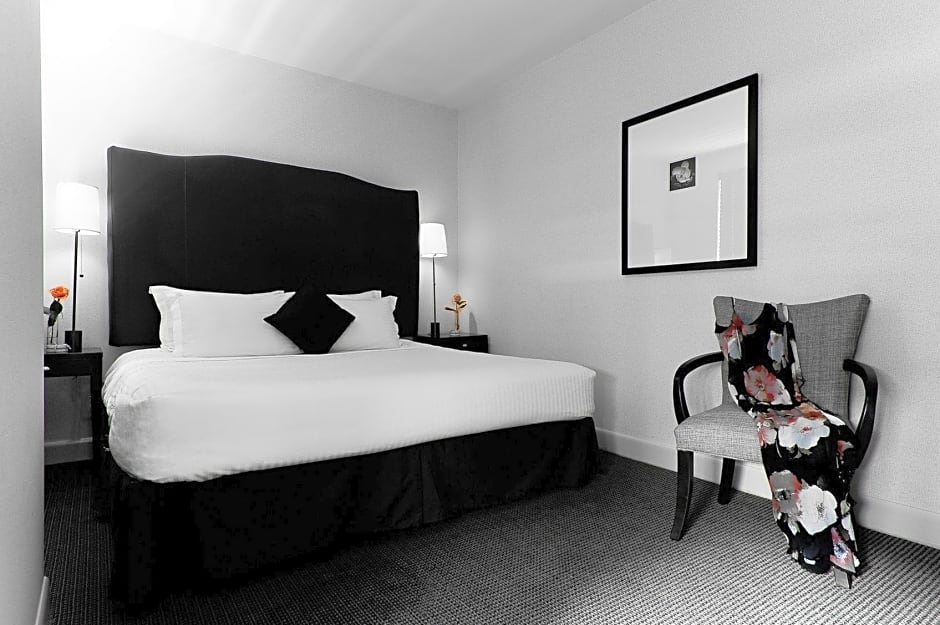 Washington Jefferson at Times Square