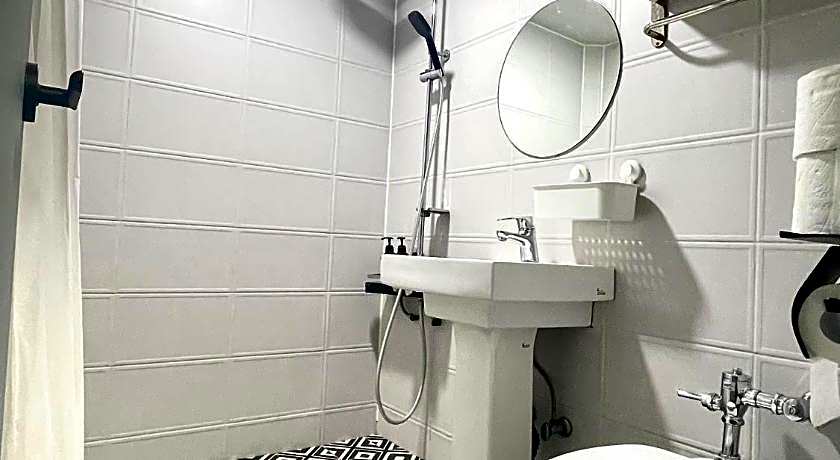 Gyeongju BongwhangMansion