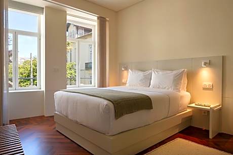 Premium Studio with City View