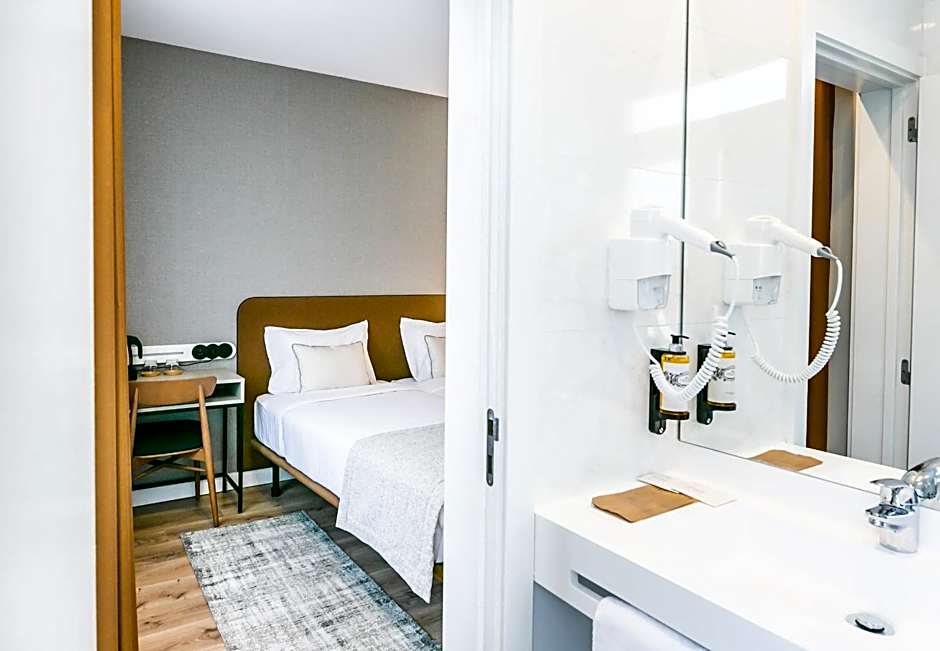 Lx SoHo Boutique Hotel