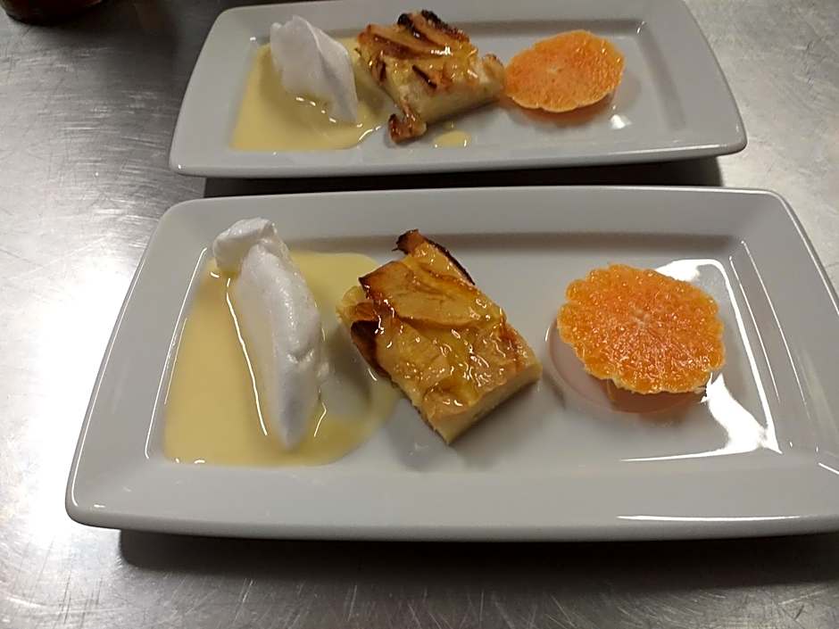 Logis Hôtel Restaurant de la Dore