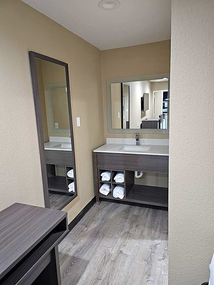 Super 8 by Wyndham Big Spring