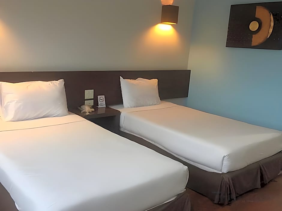 The Ligor City Hotel
