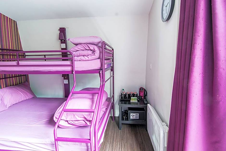 Safestay London Kensington Holland Park