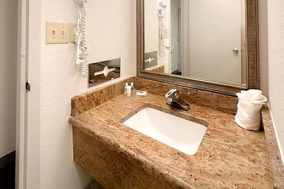 Comfort Inn & Suites Kissimmee By the Parks