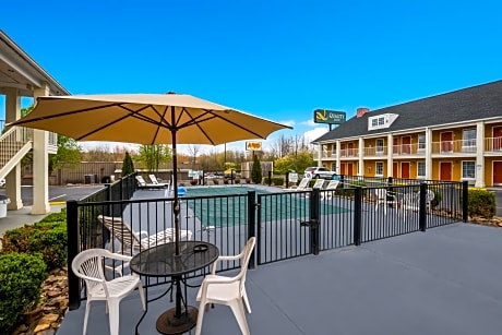 Quality Inn Johnson City