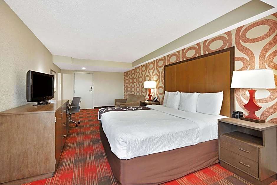 La Quinta Inn & Suites by Wyndham DC Metro Capitol Beltway