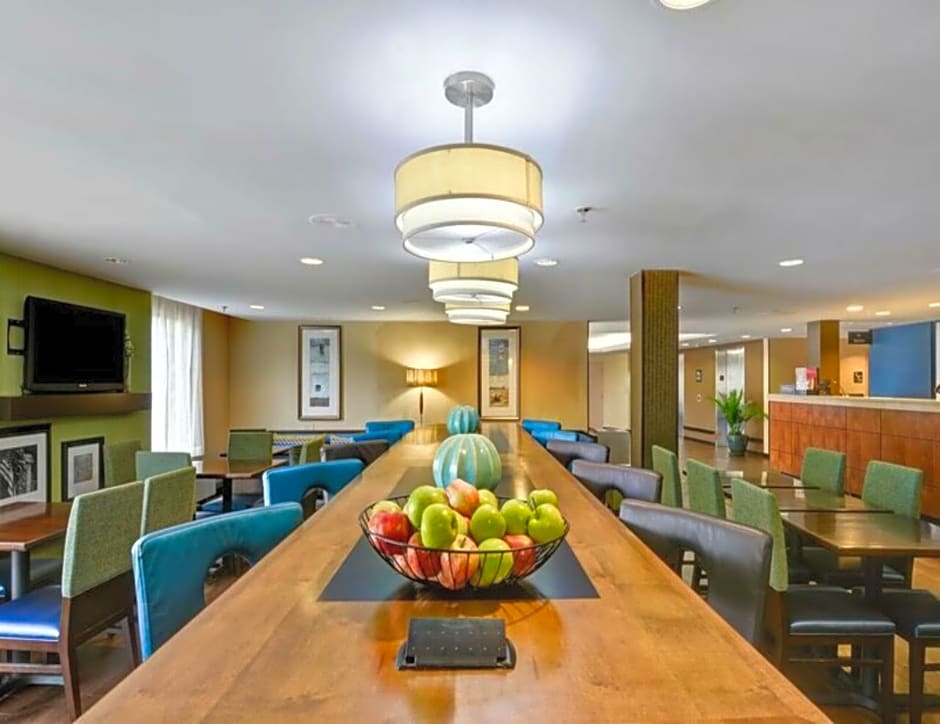 Hampton Inn by Hilton Milford