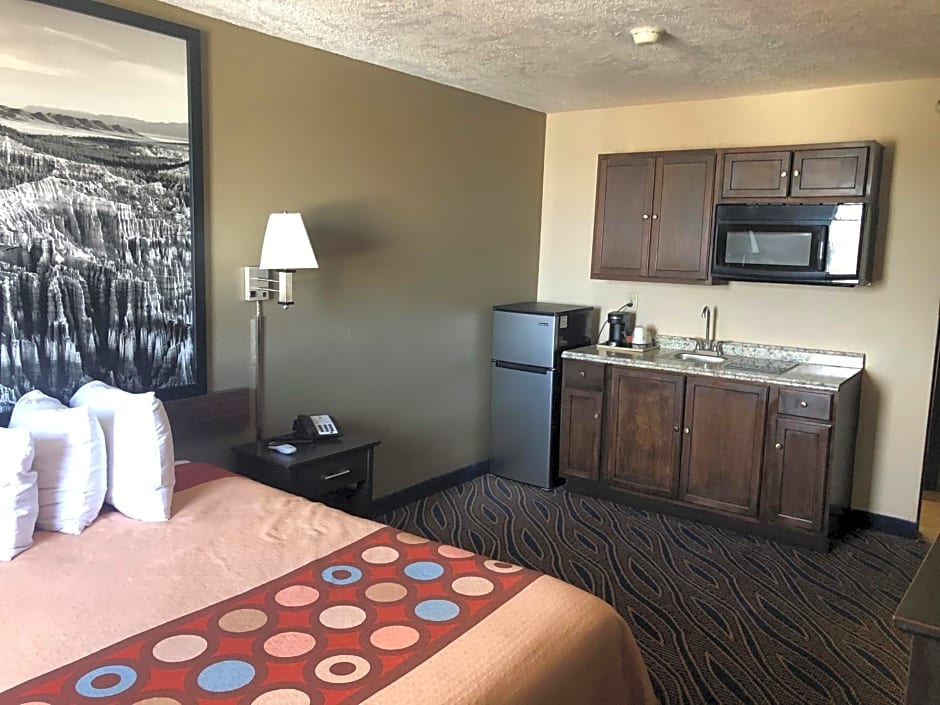 Super 8 by Wyndham Cedar City