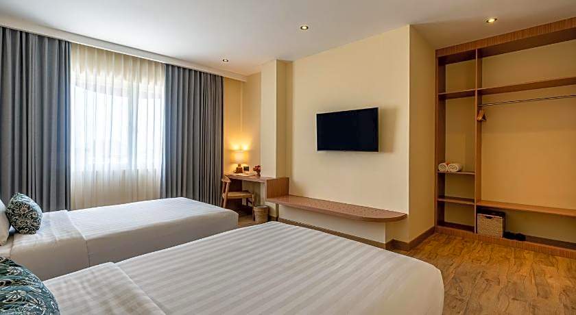 THE RIVAVI LEGIAN