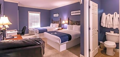 Queen Room with Two Queen Beds