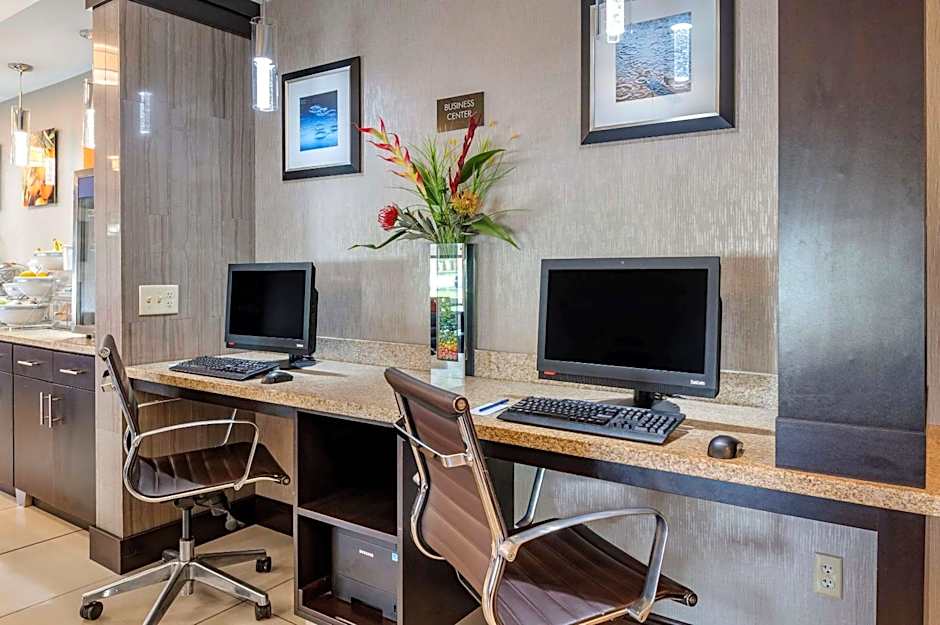 Comfort Suites Columbus West - Hilliard