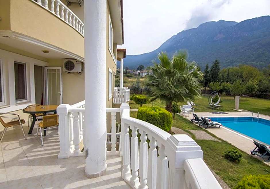 Gold Lion Apart Hotel