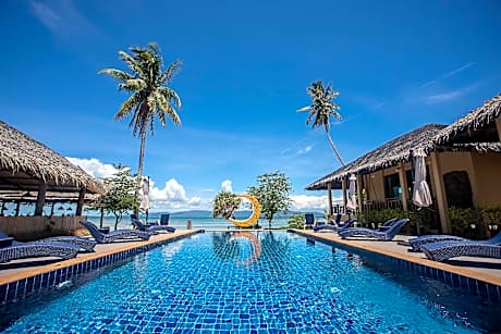 Absolute Beachfront Resort