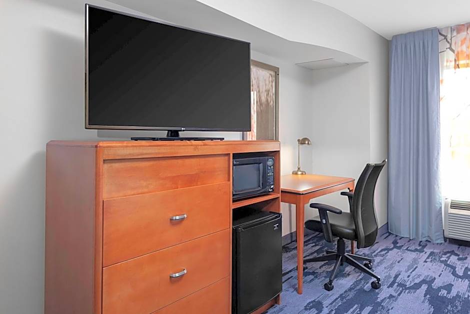 Fairfield Inn & Suites by Marriott Charlotte Matthews