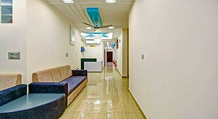 Treebo Paras Raj Near City Palace