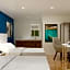 Hatchway Hotel