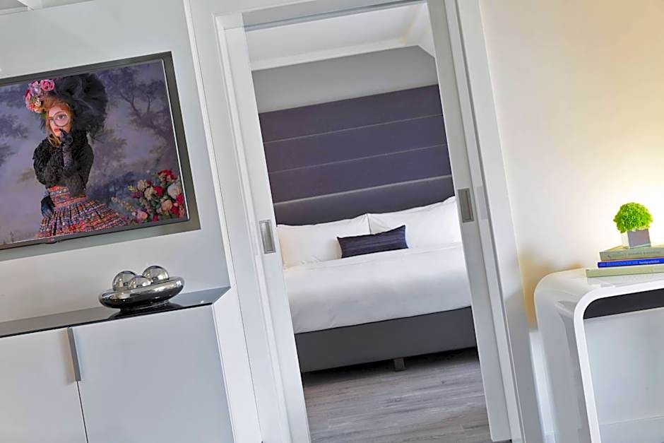 Renaissance® Vienna Schonbrunn Hotel