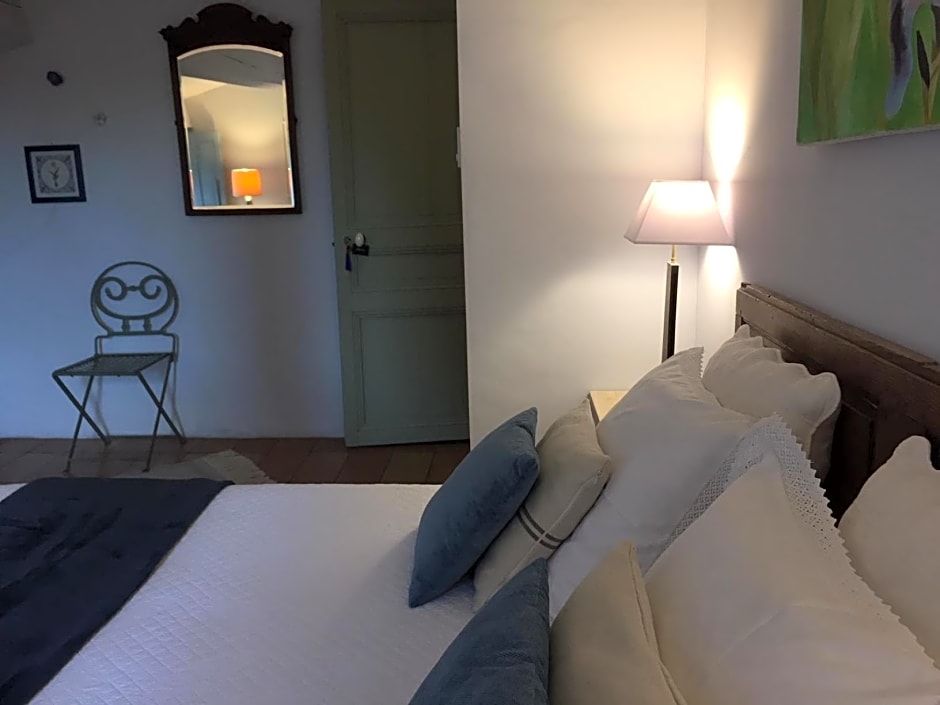 Les Aiguières en Provence