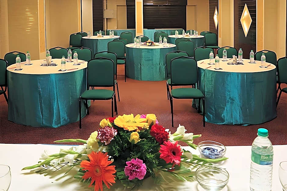 Hotel Renest Tirupati