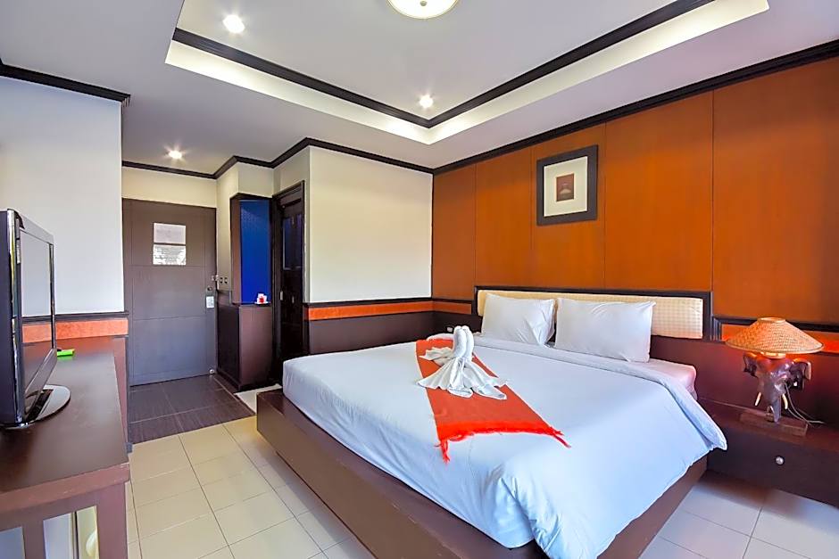 Photo 1 of 4 of Standard 1 Double Bed or 2 Beds, Pool View